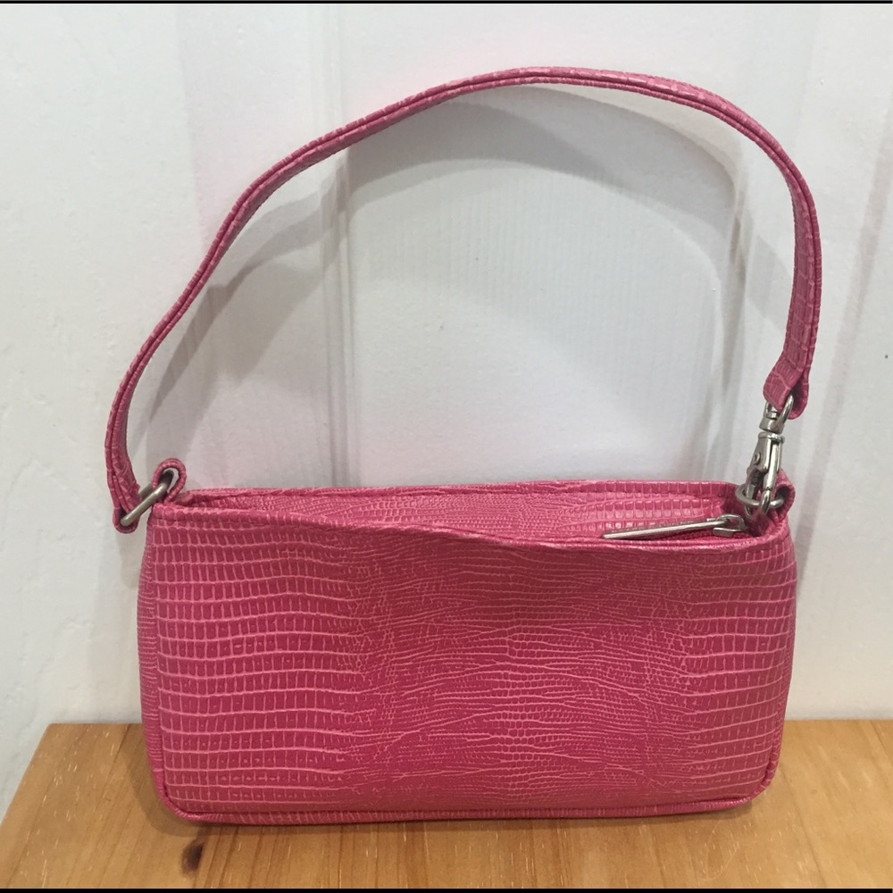 Estée Lauder Croc Embossed Wristlet